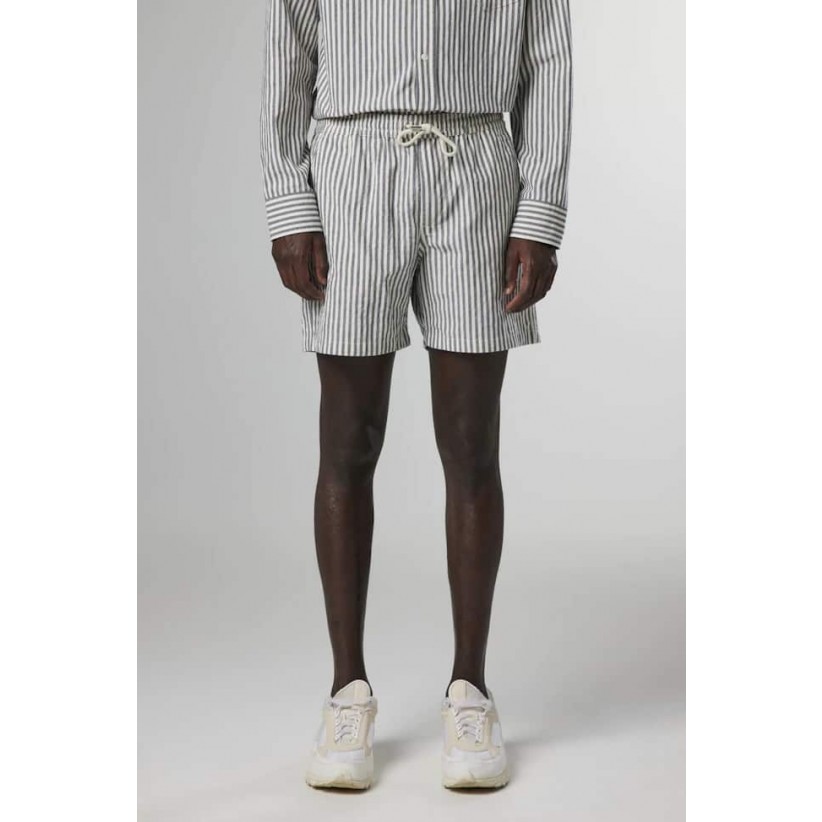 NN07GREGORSHORTS5246IHVIDSTRIB-01