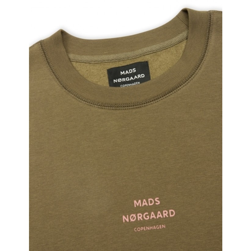 MadsNrgaardSweatshirtStandardLogoGrn-01
