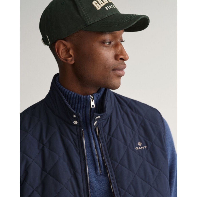 GantVestQuiltWindcheaterNavy-01