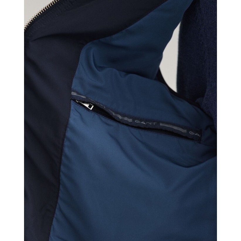 GantVestQuiltWindcheaterNavy-01