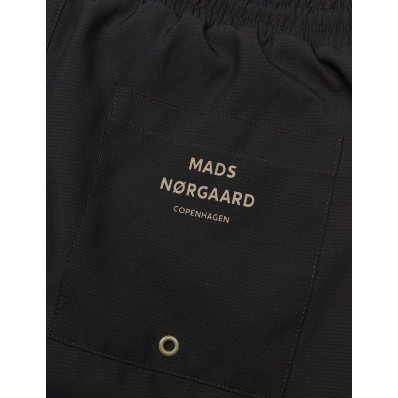 MADSNRGAARDSANDROSEASHORTSISORT-01