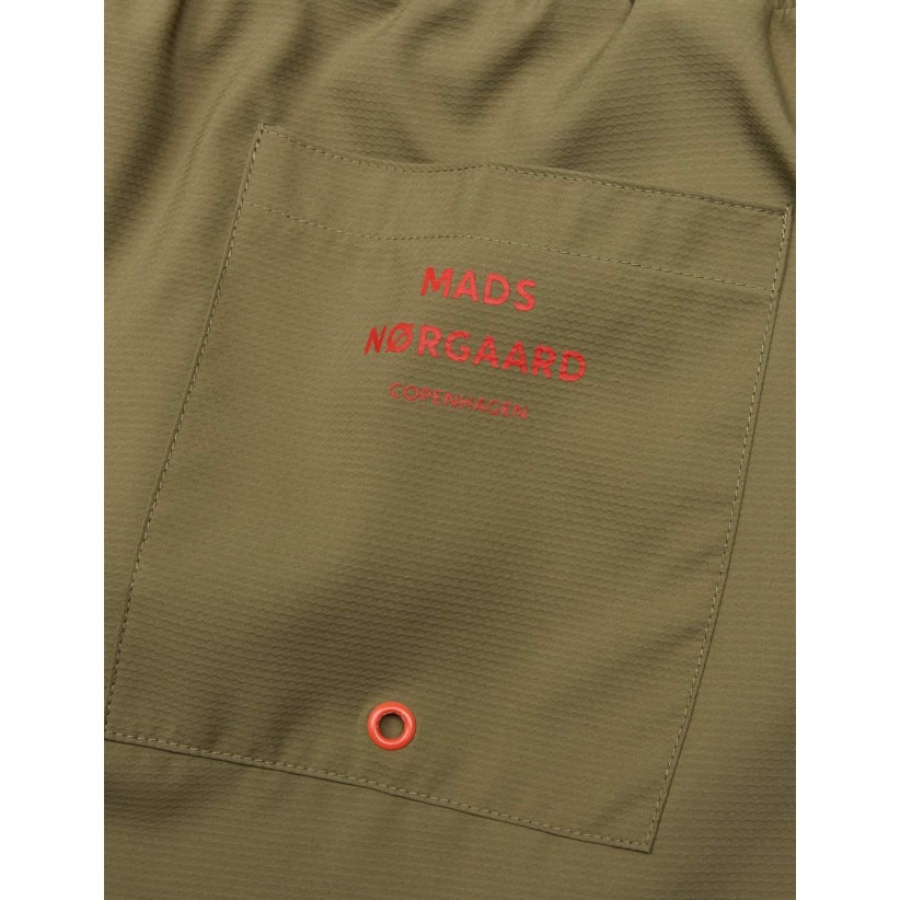 MADSNRGAARDSANDROSEASHORTSIGRN-01