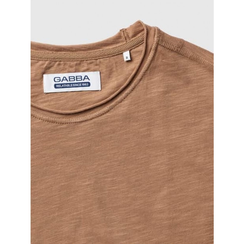 GABBAKONRADSLUBTSHIRTILYSBRUN-01