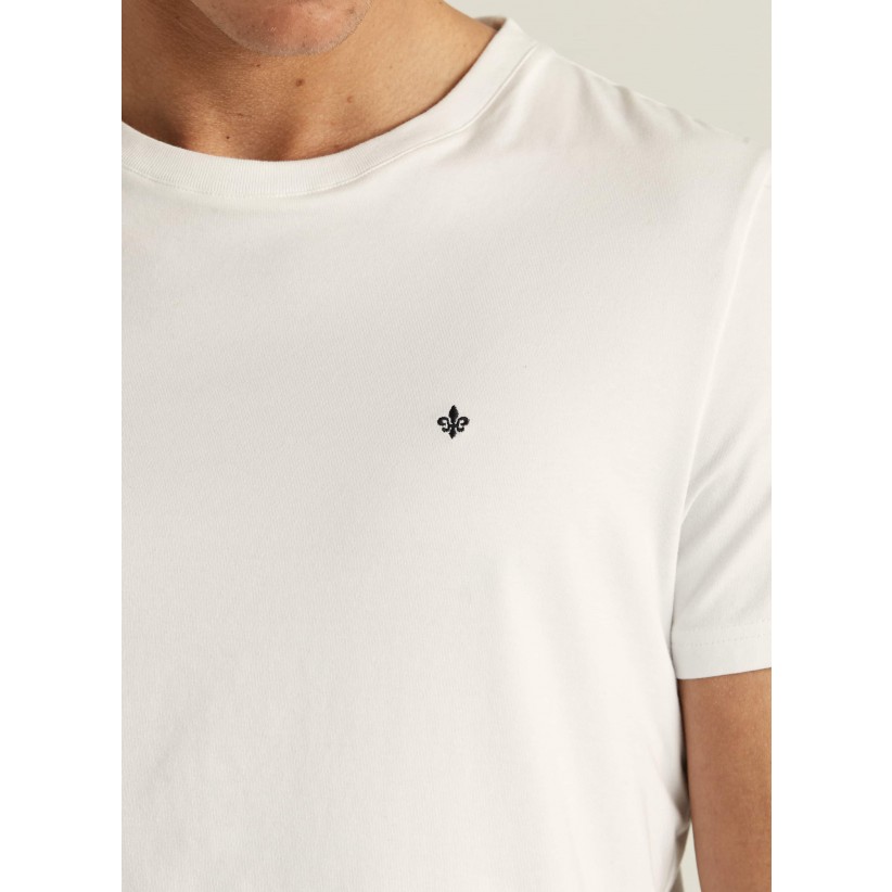 MORRISSTOCKHOLMJAMESTSHIRTIHVID-01
