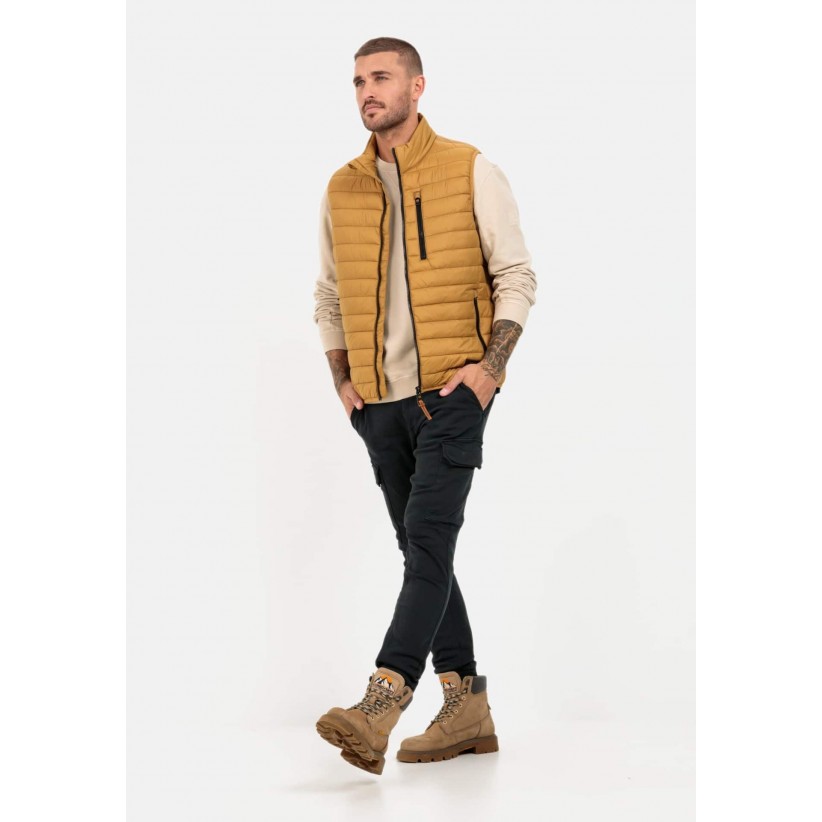 CAMELACTIVEQUILTEDVESTISAND-01