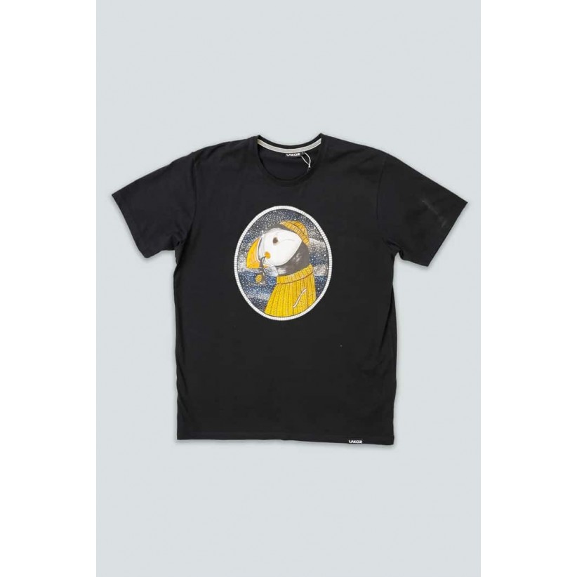 LAKOR, SAILOR PUFFIN T-SHIRT I SORT