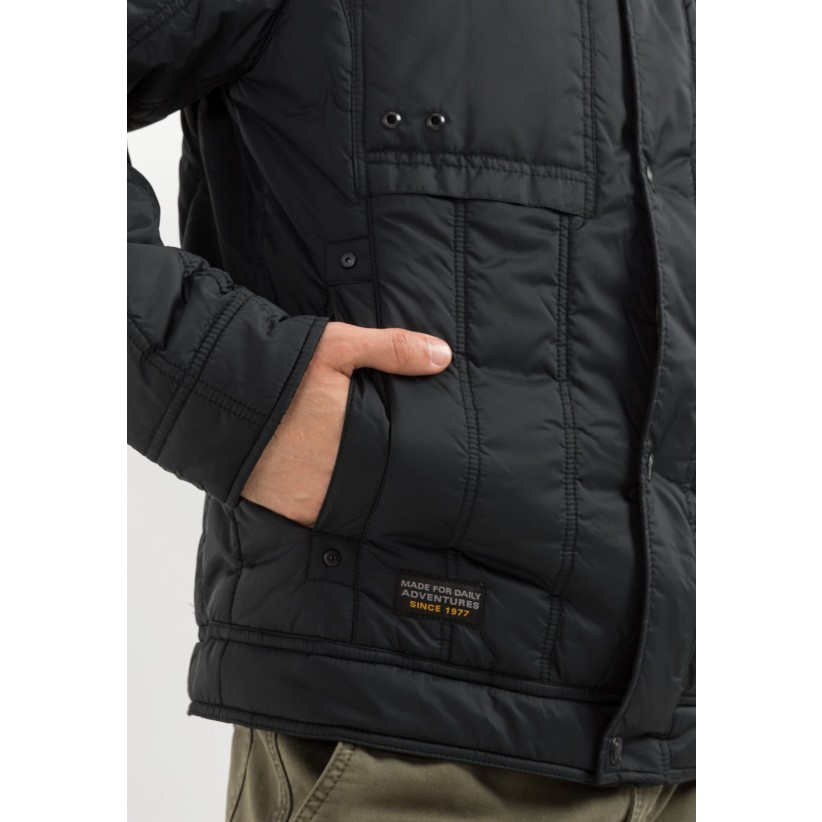 CAMELACTIVEQUILTJAKKEISORT-01