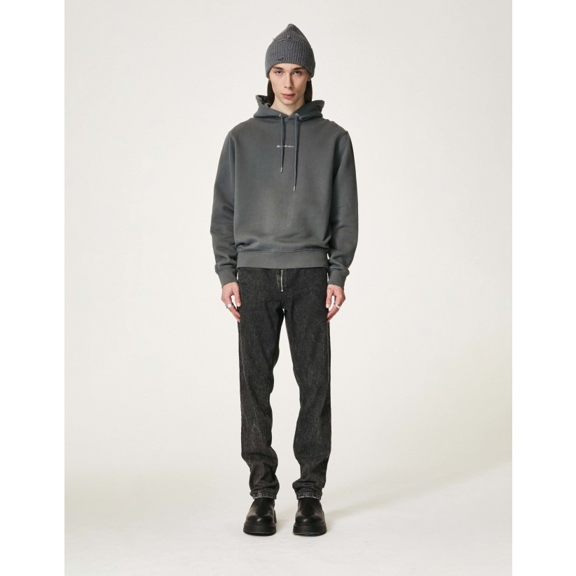 HAN KJØBENHAVN, SCRIPT HOODIE I GRÅ