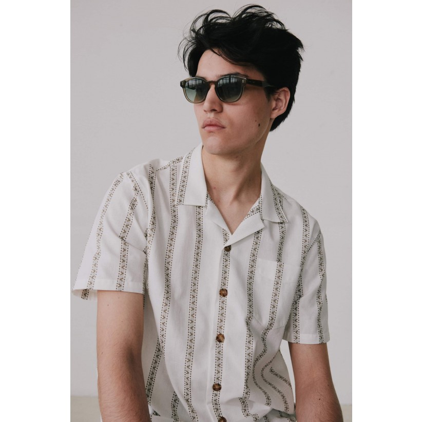 LIBERTINECAVESSSHIRT2203IOLIVESTRIB-01