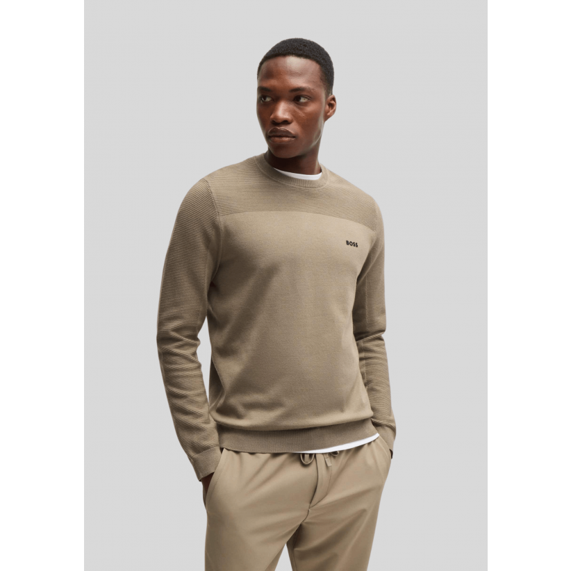 BossStrikMomentumXBeige-01