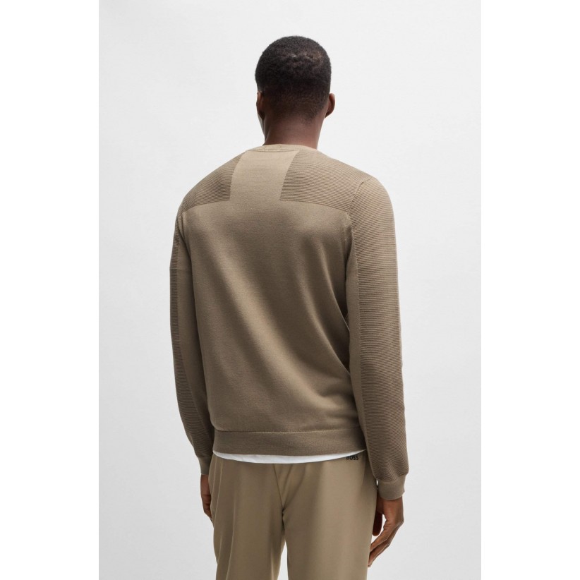 BossStrikMomentumXBeige-01