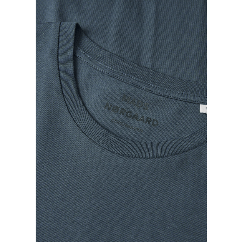 MadsNrgaardTshirtThorOrganicTeeMidnightNavy-01