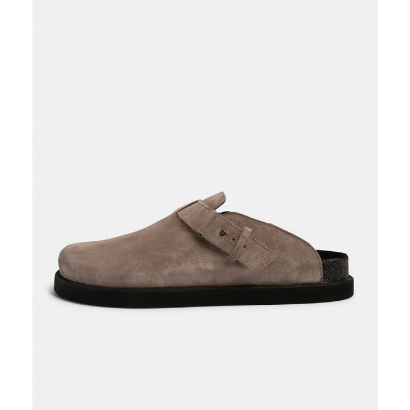 GARMENT PROJECT, JOHNSON CLOG SANDAL I GRÅ SUEDE