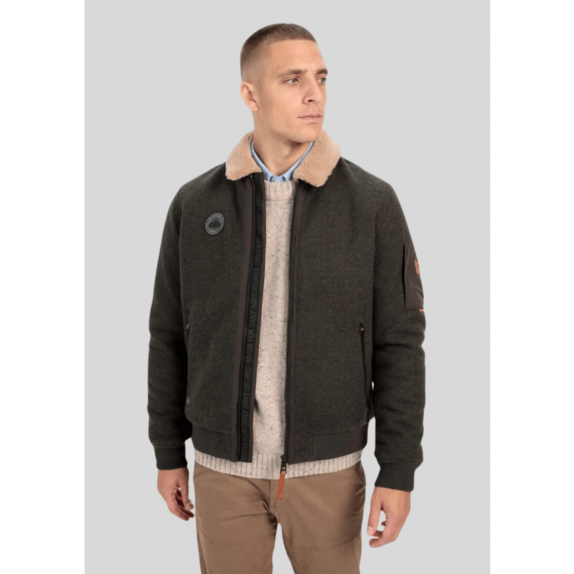 CamelActiveOvertjBomberTeddyCollarGreen-01