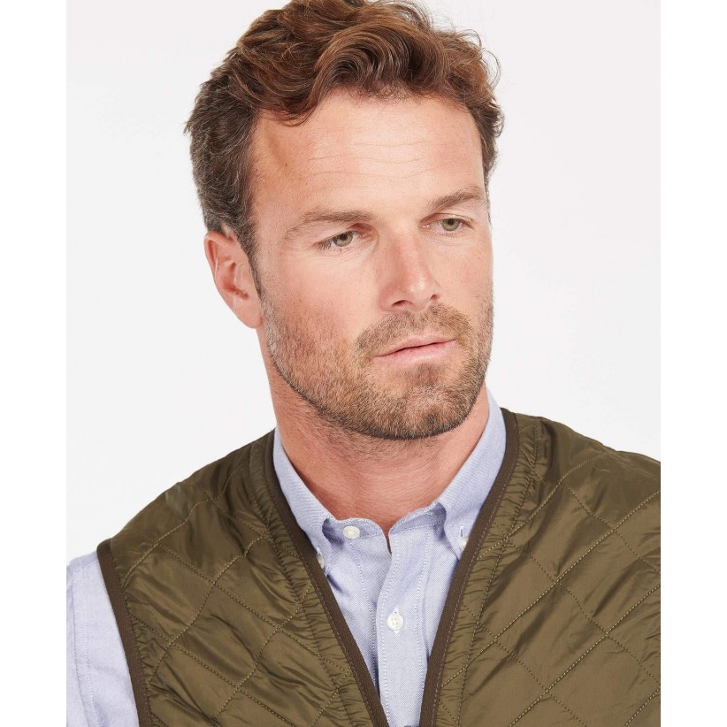 BARBOURPOLARQUILTVESTZIPINLINERIOLIVE-01