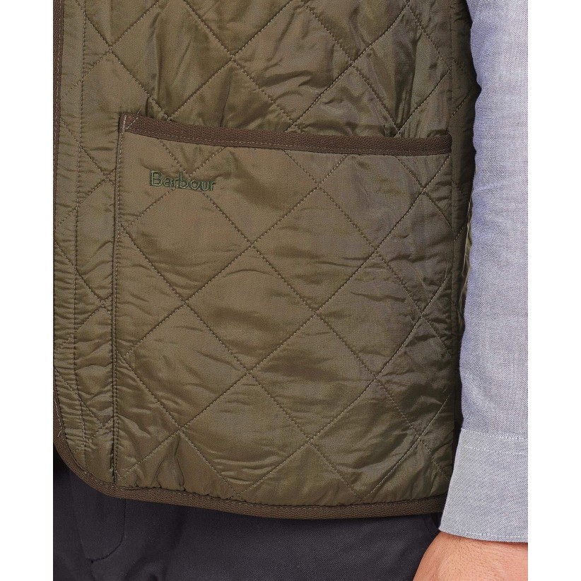 BARBOURPOLARQUILTVESTZIPINLINERIOLIVE-01