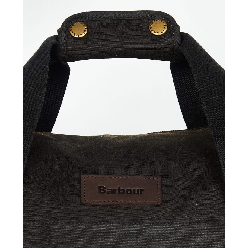 BarbourTaskeExplorerWaxDuffleBagOlive-01