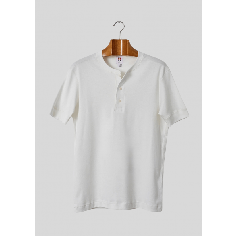 VictoryEssentialsUndertjKarlSSHenley230OffWhite-01