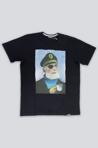 LAKORKAPTAJNKAFFETSHIRTISORT-20