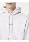 HAN KJØBENHAVN, SCRIPT HOODIE I LYS GRÅ