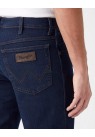 WRANGLER, TEXAS STRECH JEANS I MØRK BLÅ